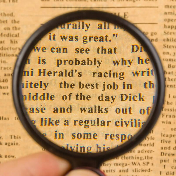 GA8283---8x Small Pocket Magnify Glass - Image 3