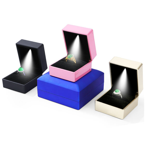 GA1509---LED Jewelry Gift Box - Image 4