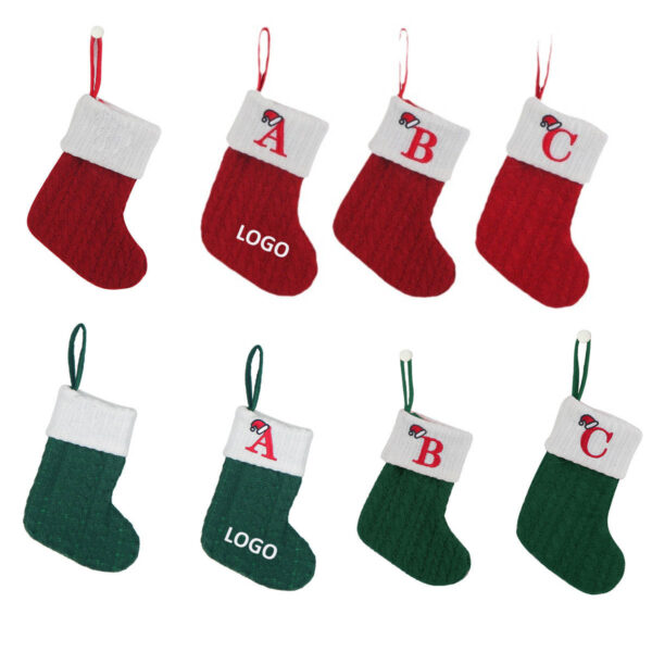 GA7006---Knitted Christmas Stockings